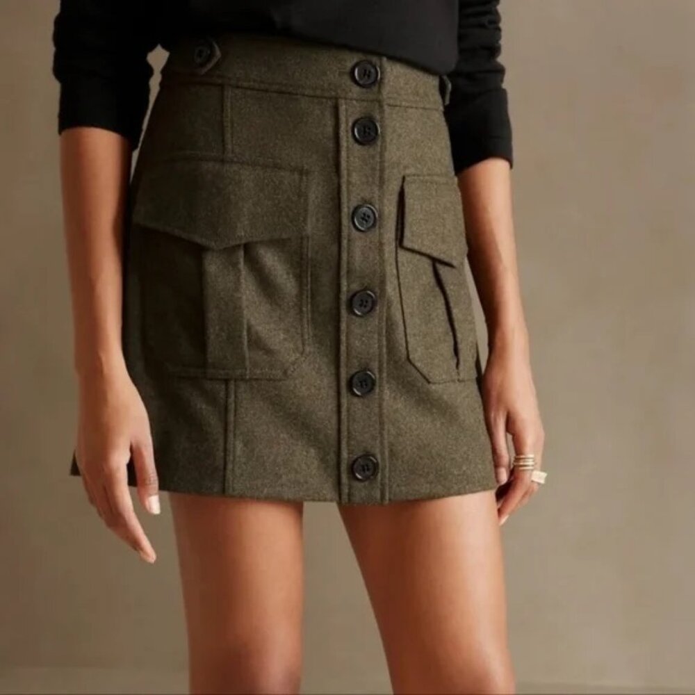 Banana Republic Italian Wool A-Line Mini Skirt – Olive Green – Size 4 – NWT